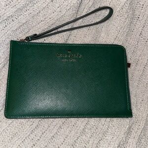 Kate Spade NWOT Green Wristlet - Shiny Gold Hardware -Gold Zipper Pocket on Back